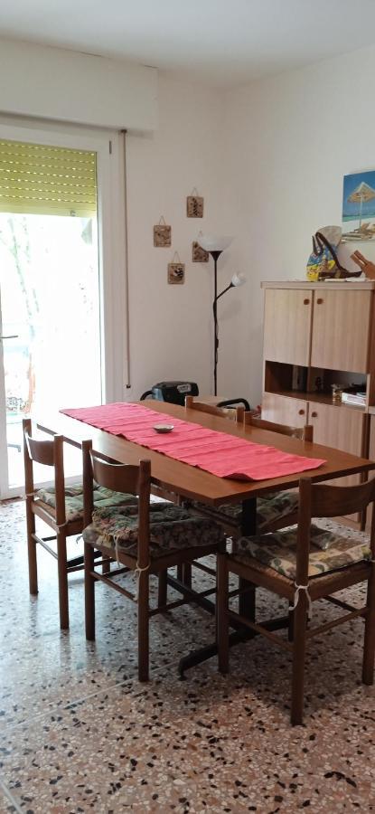 Appartamento In Centro Bibione Bagian luar foto